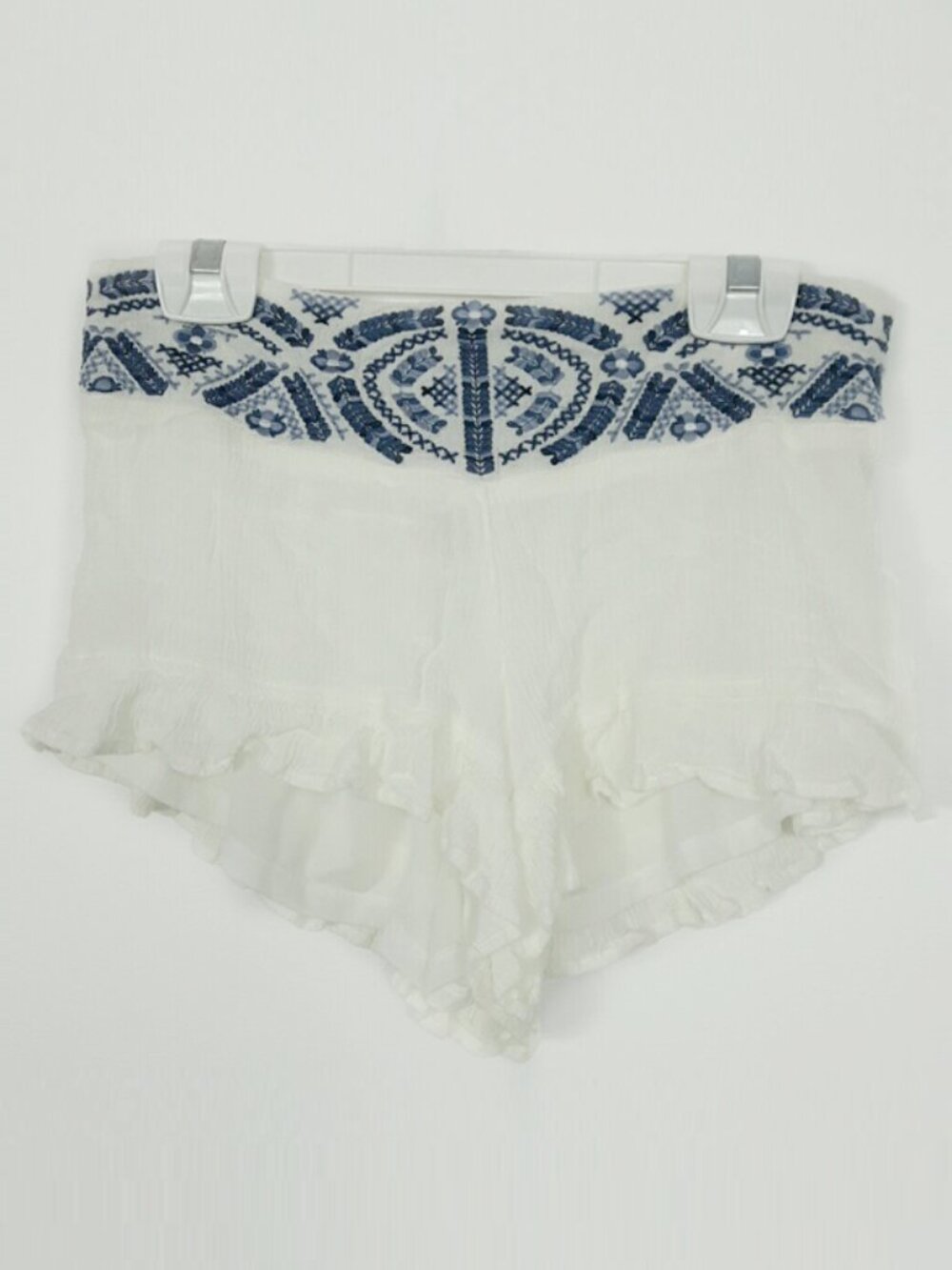 Coastal Cowgirl South Western Rodeo Boho‎ White Blue Ruffle Embroidered Shorts